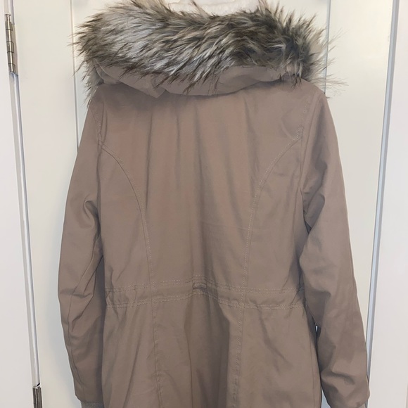 Hollister Parka - Picture 4 of 4